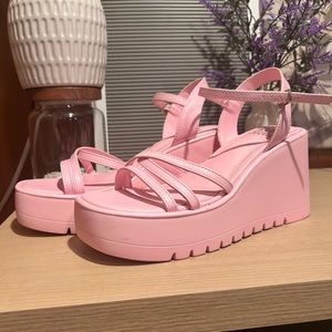 🌸💗Barbie Pink 💗🌸 Wedge Sandals